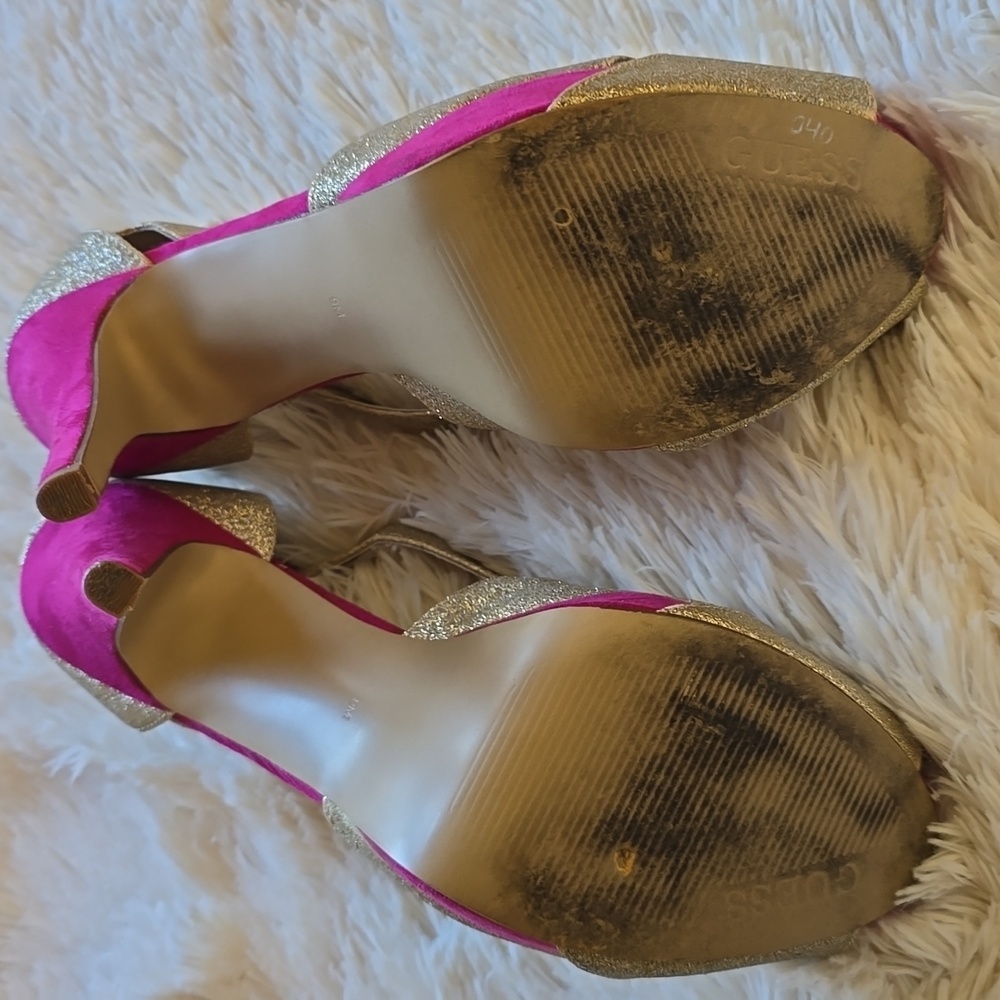 Guess Metalic Gold Sparkly Heels - Picture 7 of 7